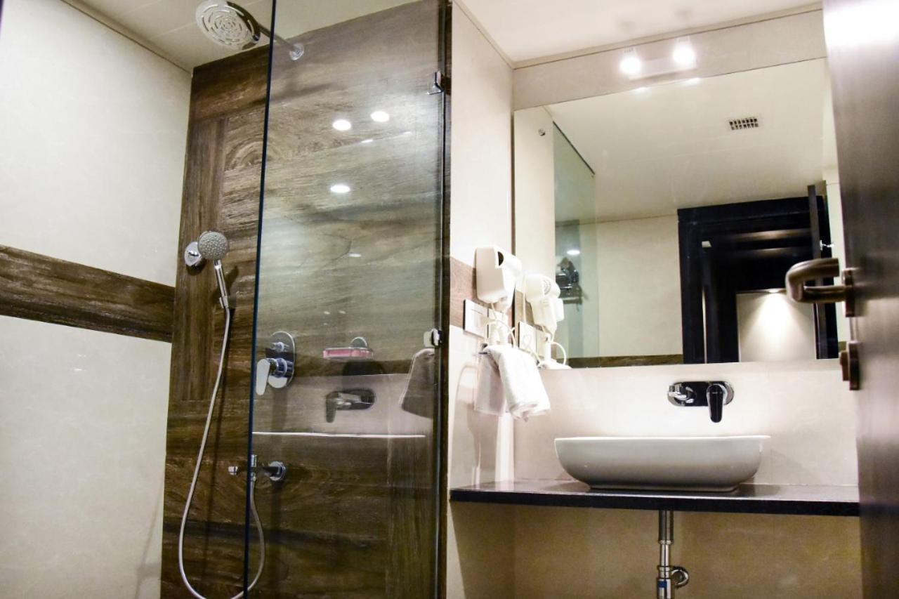 Katra  Hotel Platinum Shravasti מראה חיצוני תמונה