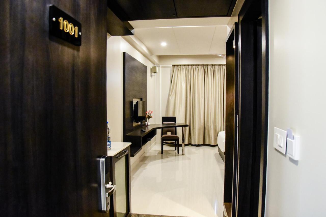 Katra  Hotel Platinum Shravasti מראה חיצוני תמונה