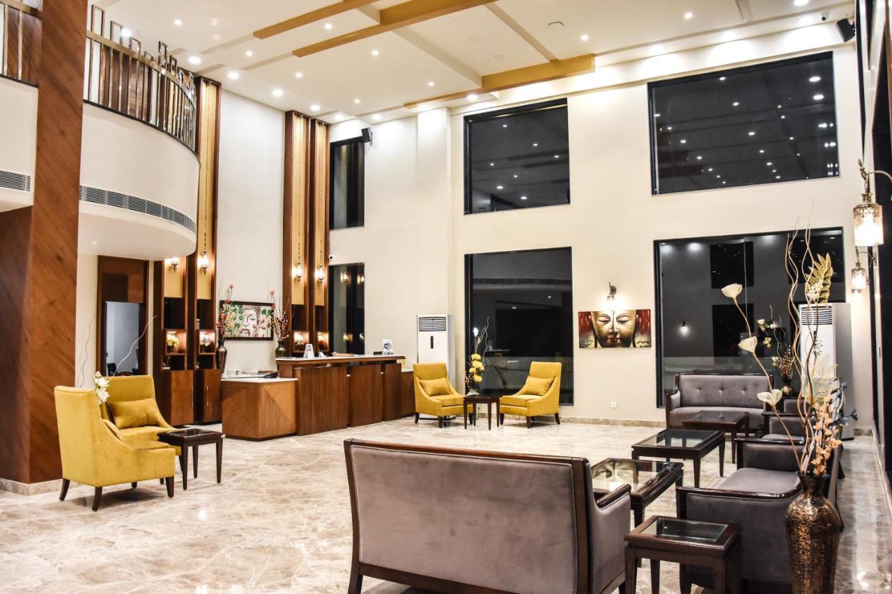 Katra  Hotel Platinum Shravasti מראה חיצוני תמונה