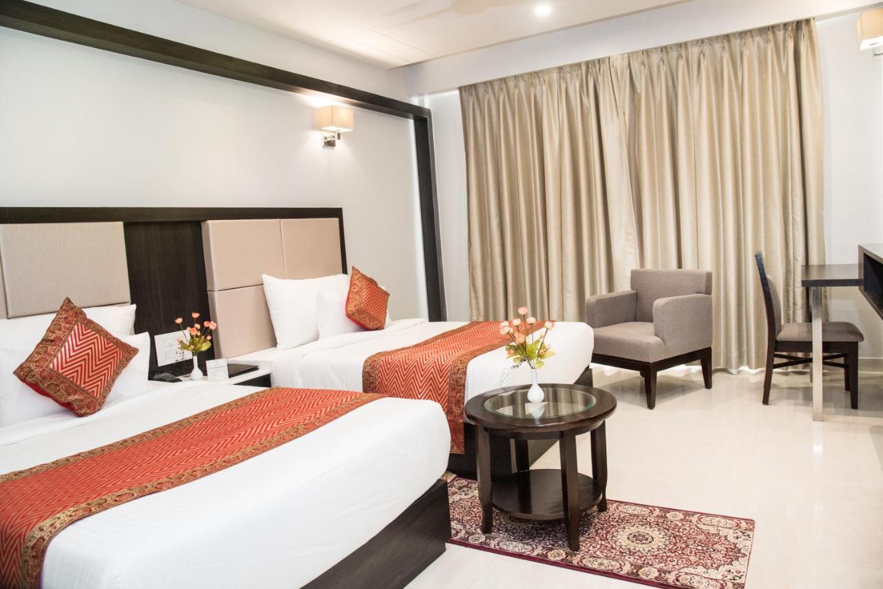 Katra  Hotel Platinum Shravasti מראה חיצוני תמונה