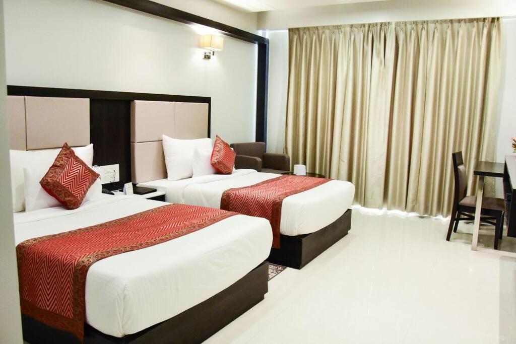 Katra  Hotel Platinum Shravasti מראה חיצוני תמונה
