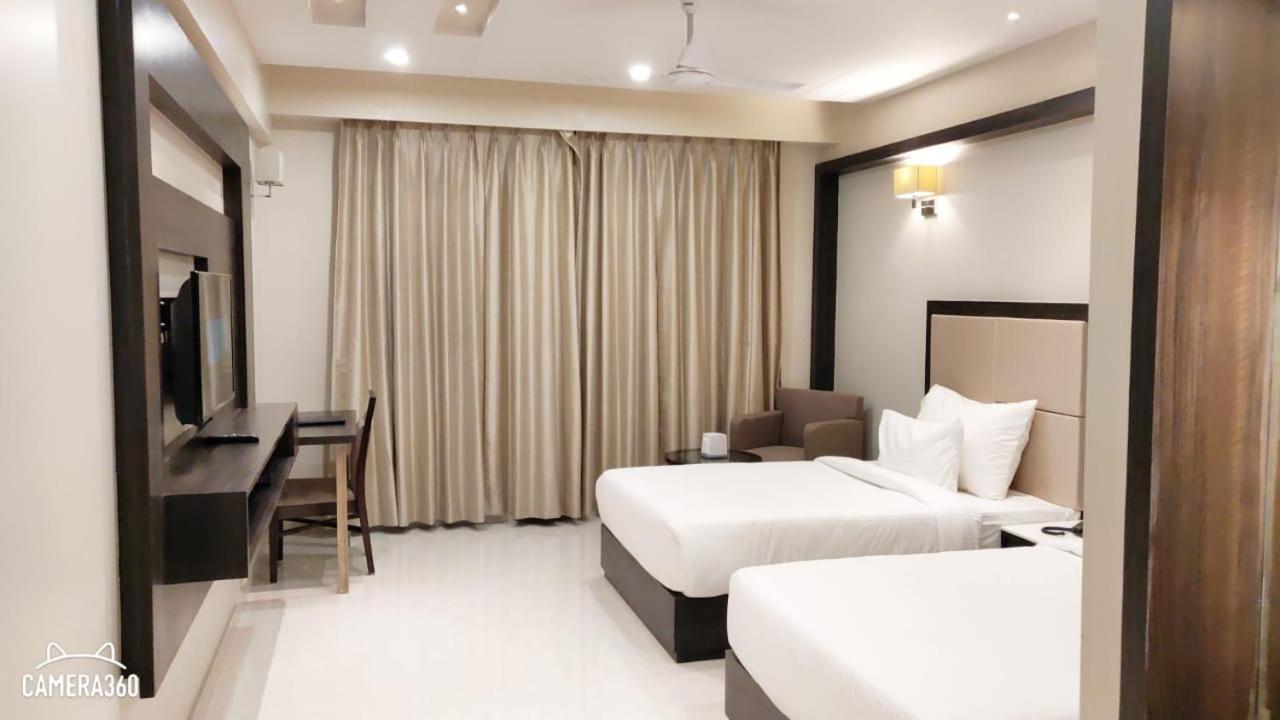 Katra  Hotel Platinum Shravasti מראה חיצוני תמונה